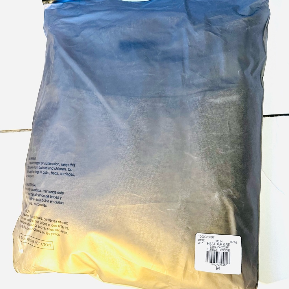 NWT Essentials Fear of God Heather Grey Hoodie Size Medium - Picture 6 of 7